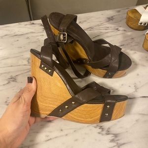 Brown sandal wedges- excellent condition